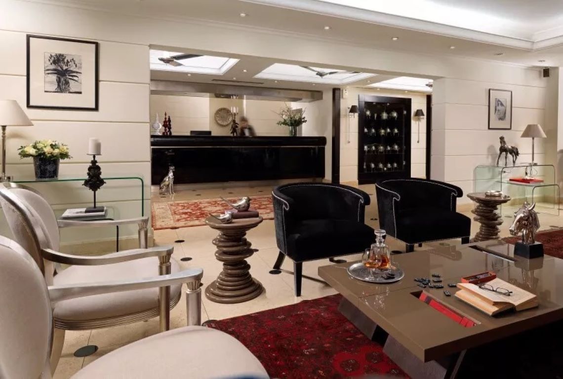 Best Western Plus Embassy Hotel Athens-Recepcija.jpg