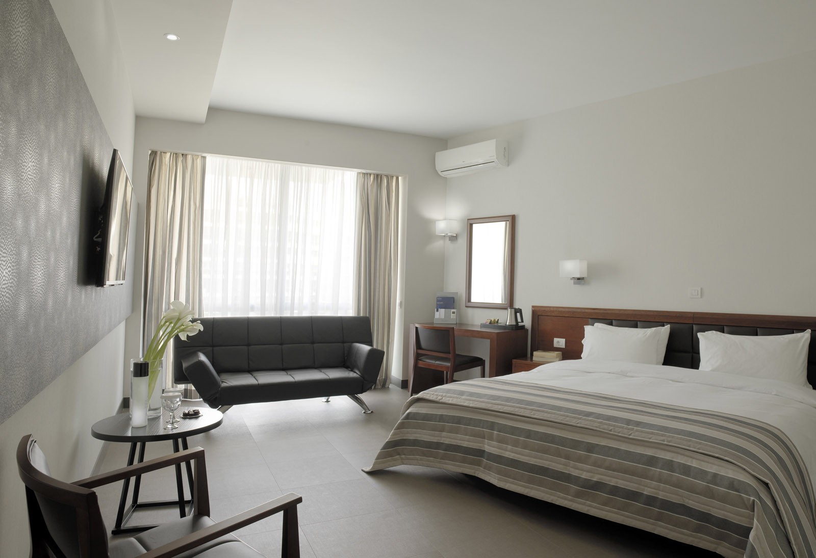 The Stanley Hotel-Junior suite.jpg