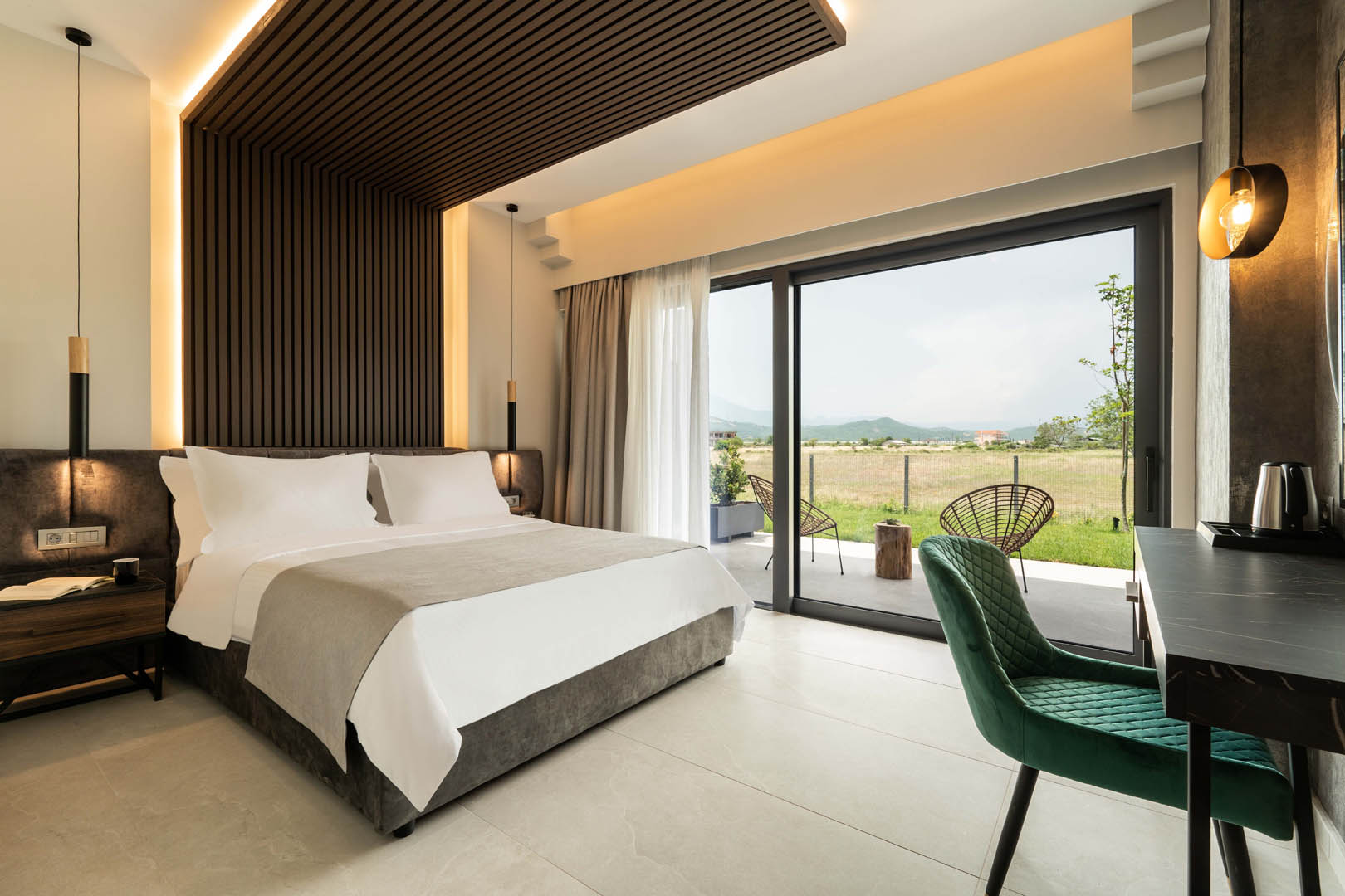 Mirabilis Boutique Hotel-Standardna soba.jpg