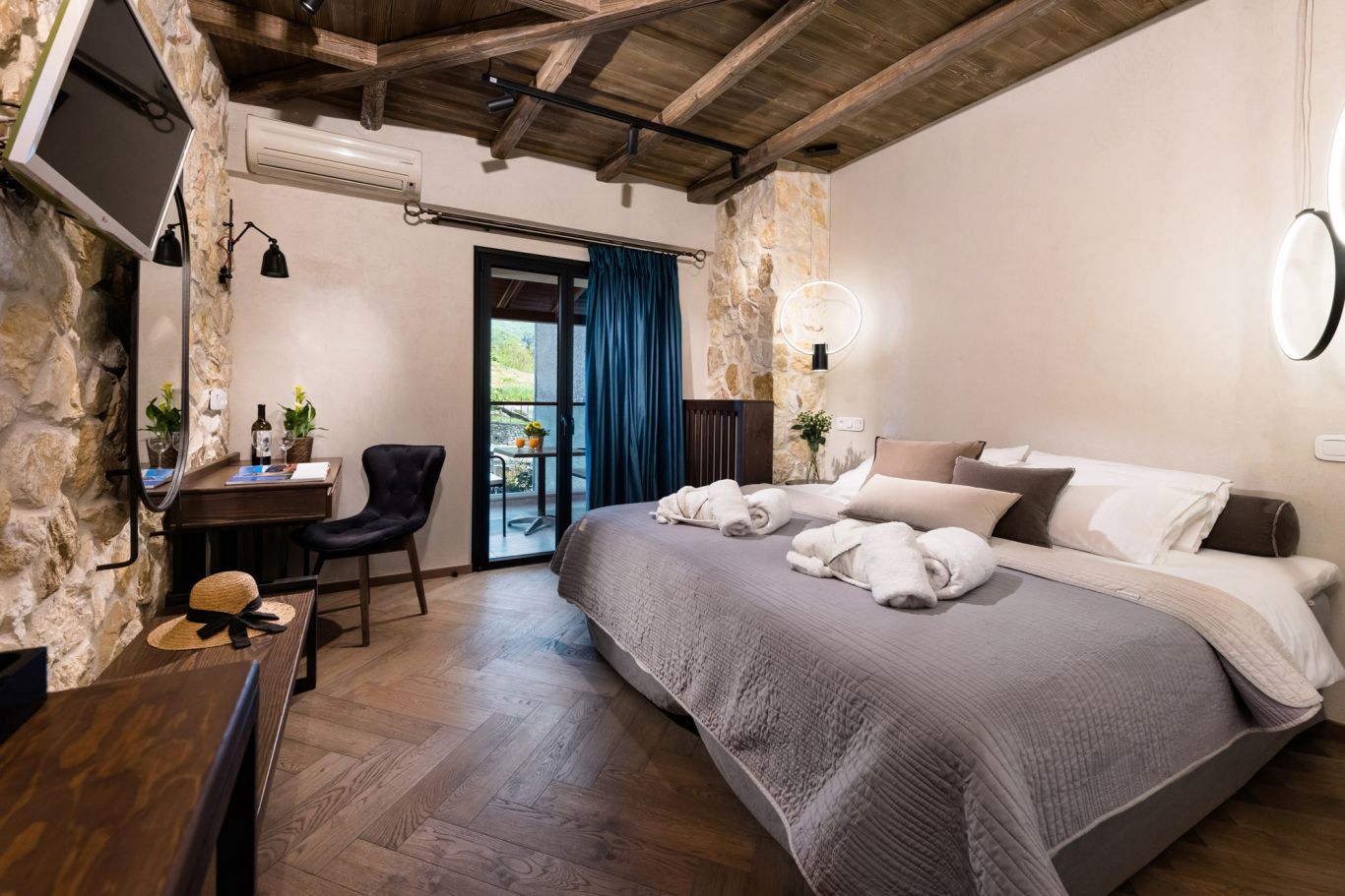 Tsikeli Boutique Hotel Meteora-Signature soba.jpg