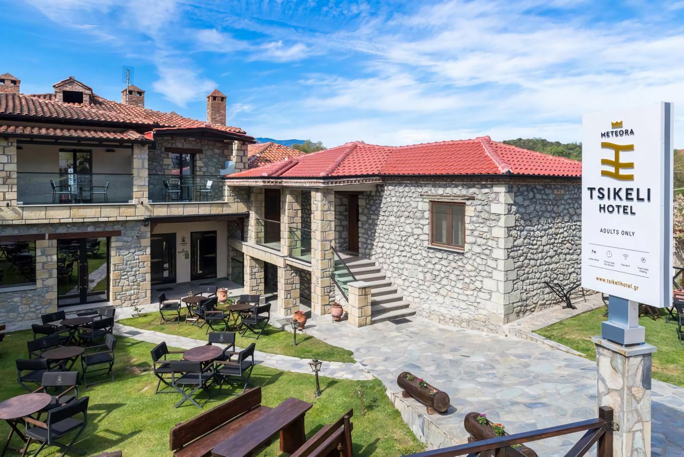 Tsikeli Boutique Hotel Meteora-Zgrada hotela.jpg