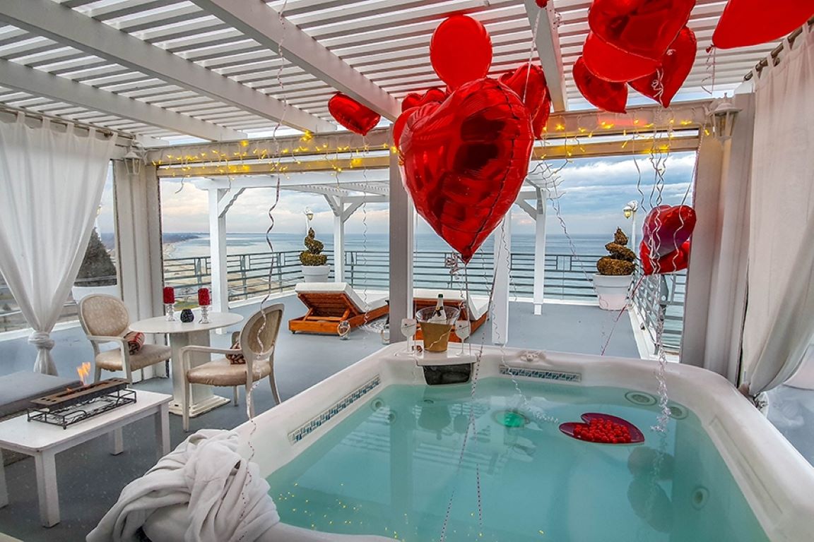 Panorama Suites & Spa-Master Sky suite djakuzi.jpg