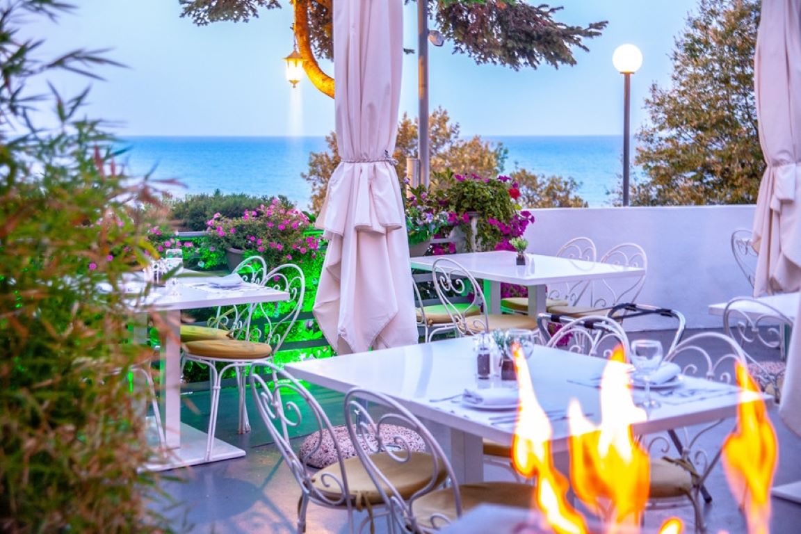 Panorama Suites & Spa-Restoran.jpg