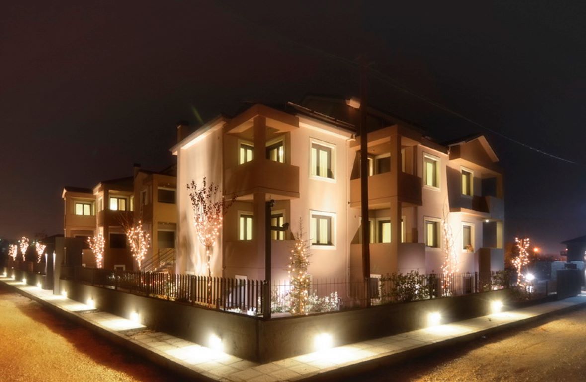 Ellopia Point Ioannina-Nocni iugled.jpg