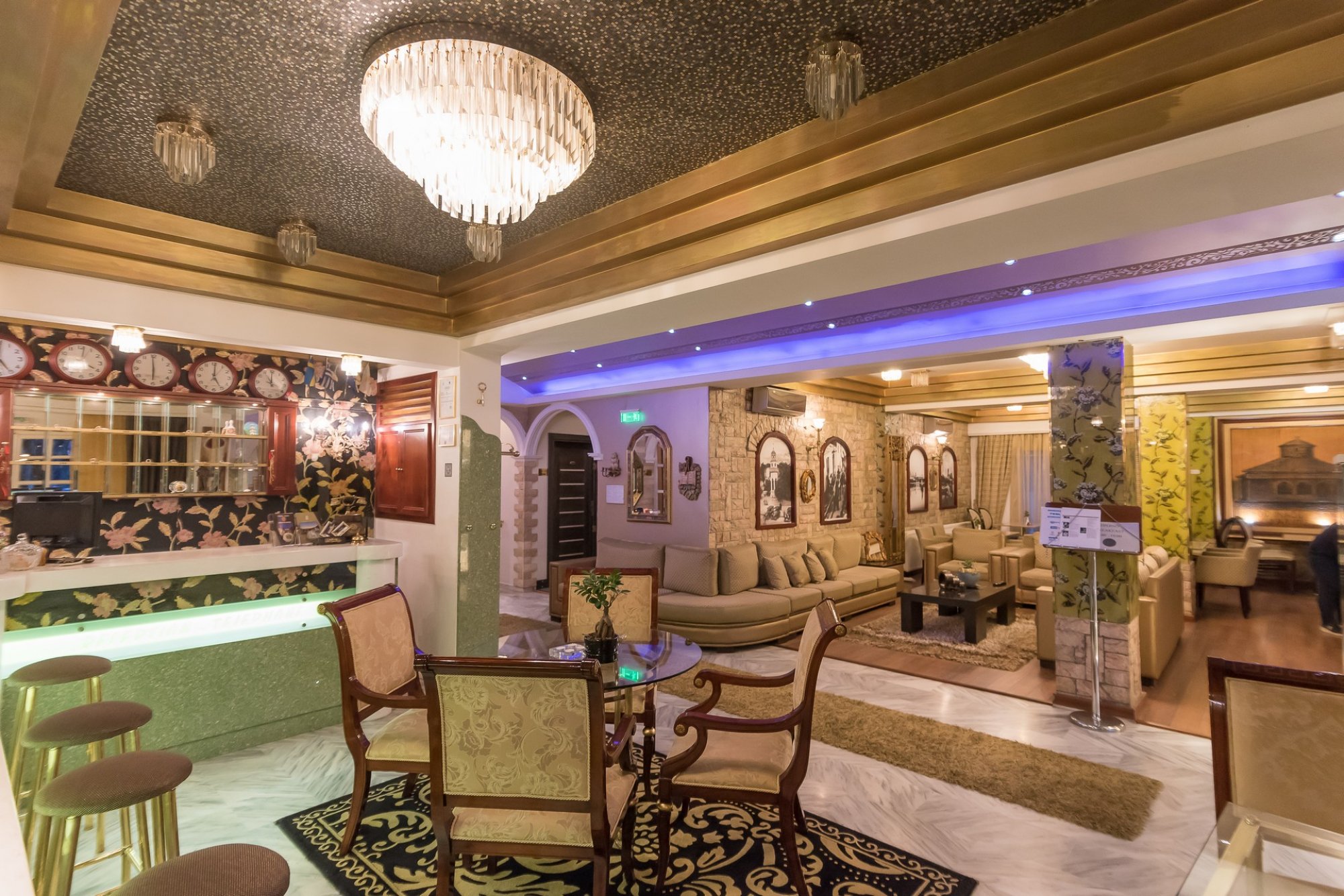 Krikonis Hotel Ioannina-Enterijer hotela.jpg