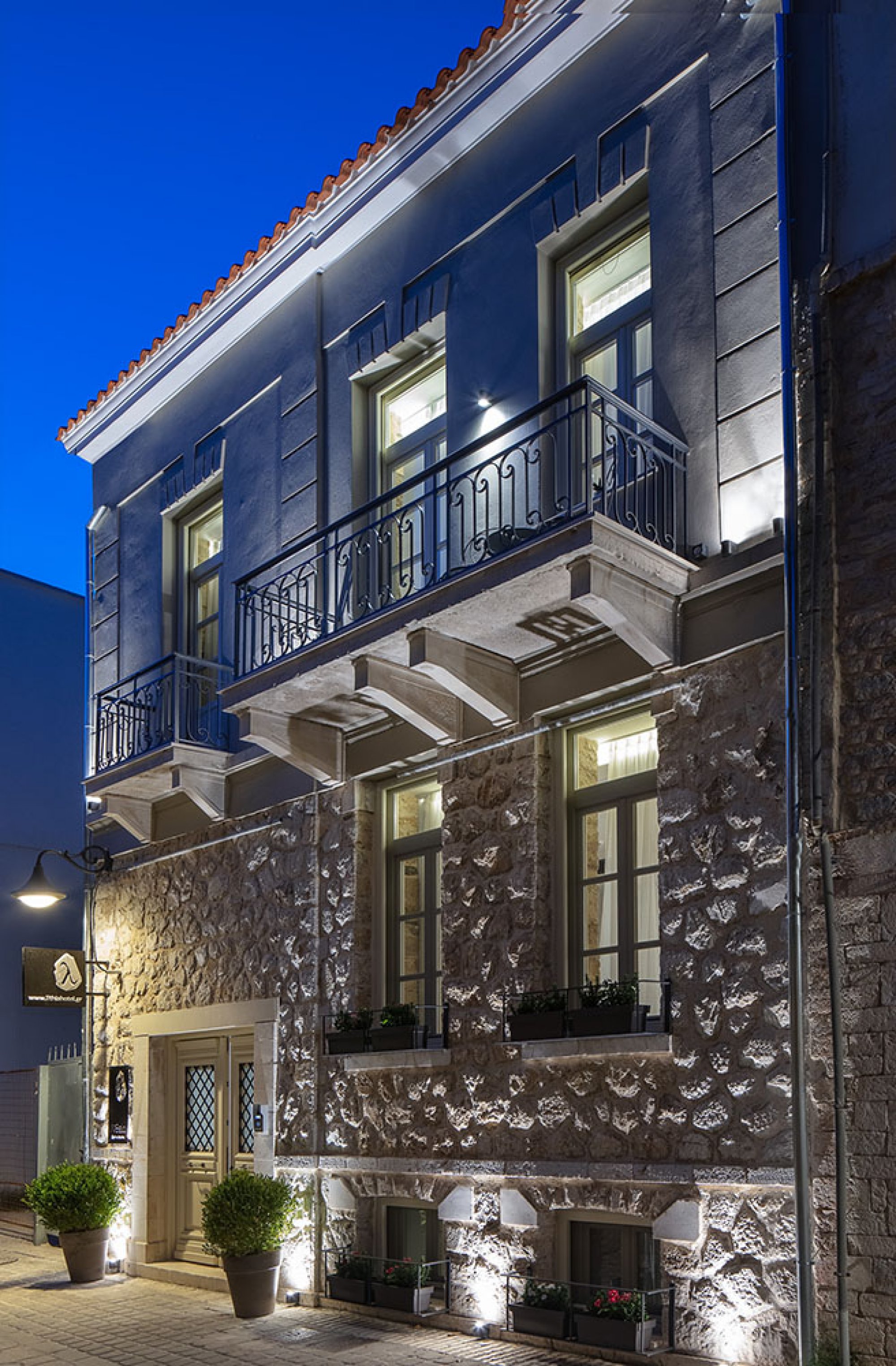 Lithia Hotel Ioannina-Hotel spolja.jpg