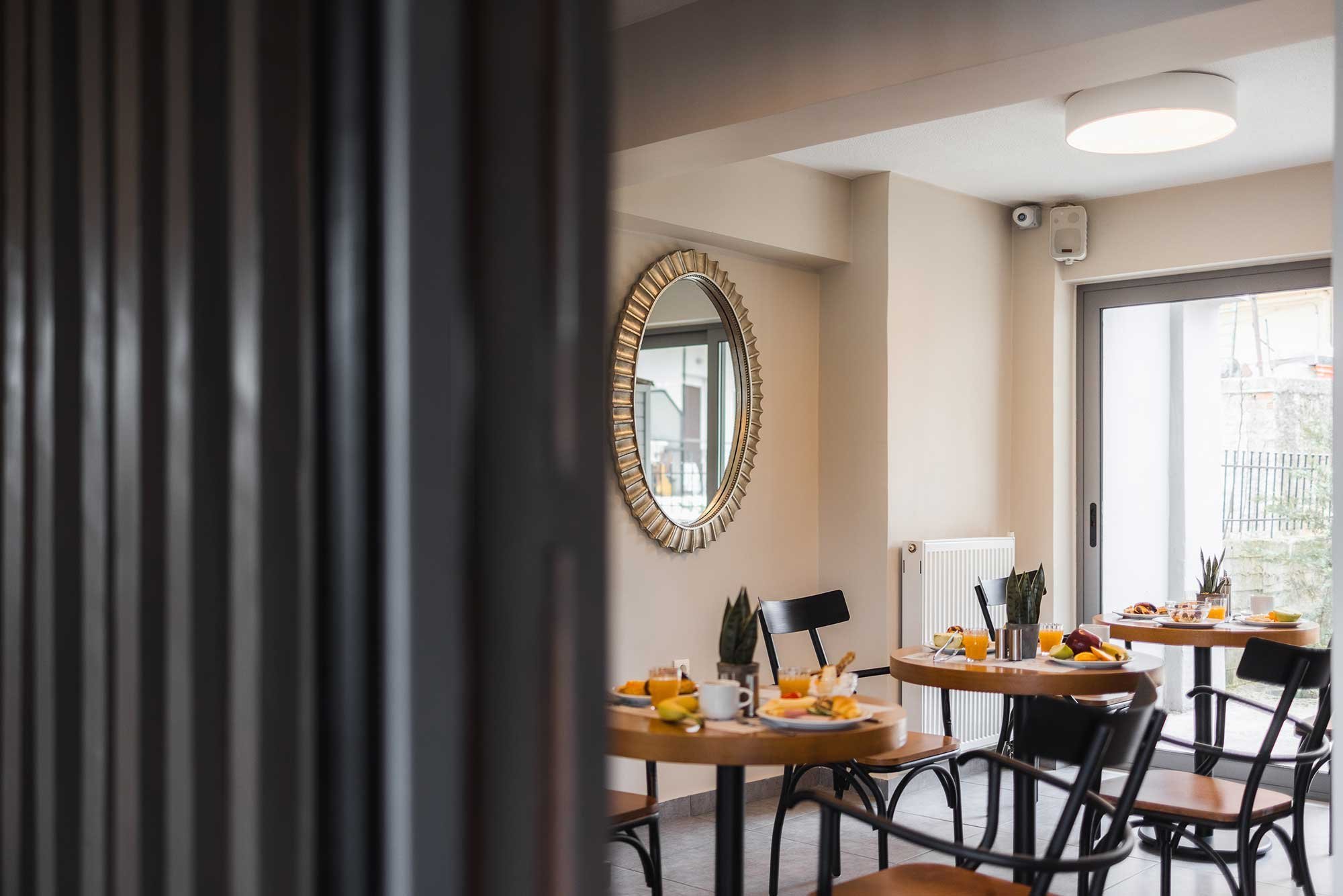 Nantin Hotel Ioannina-Prostor za dorucak.jpg