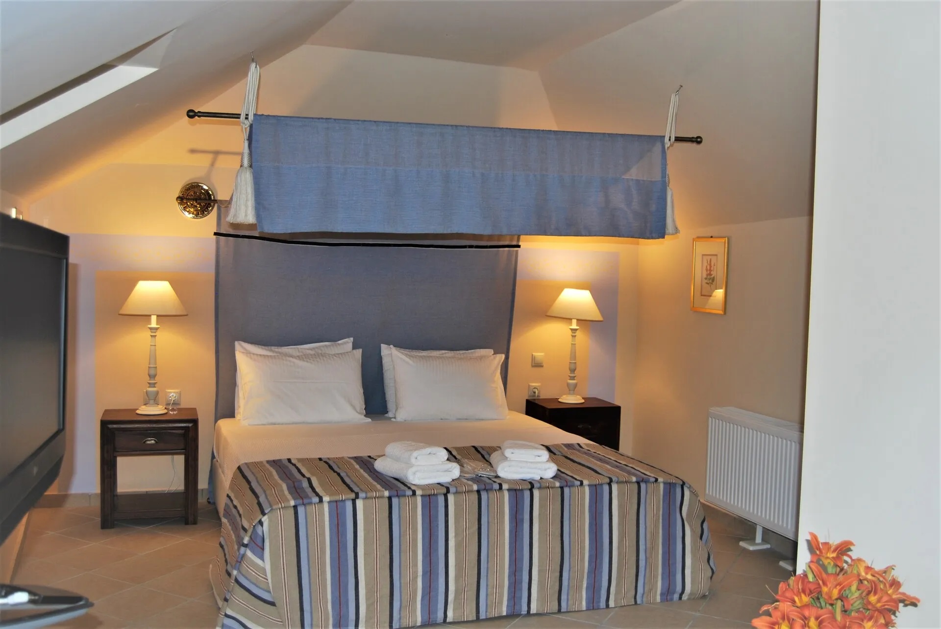 Rodia Boutique Hotel-Superior loft Anemone.jpg