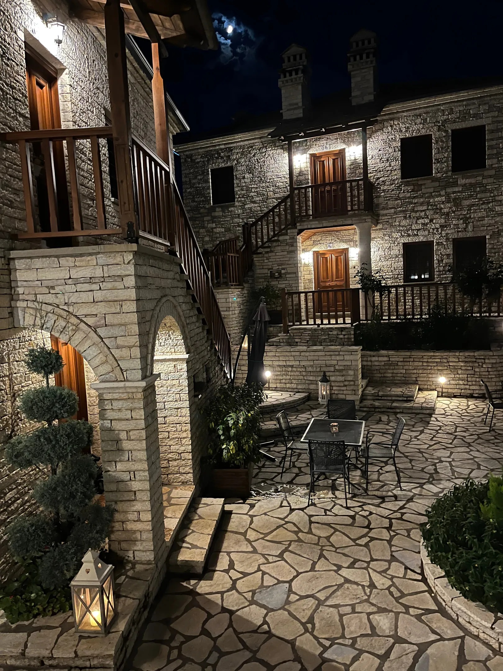 Gioraldi-Hotel spolja.jpg