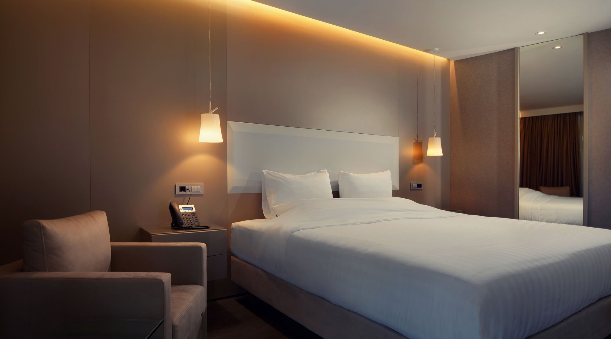 SAZ City Life Hotel Ioannina-Superior soba pogled grad.jpg