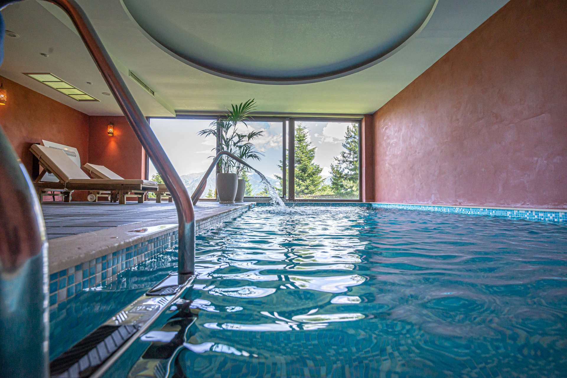 Anavasi Mountain Resort Ioannina-Zatvpreni bazen.jpg