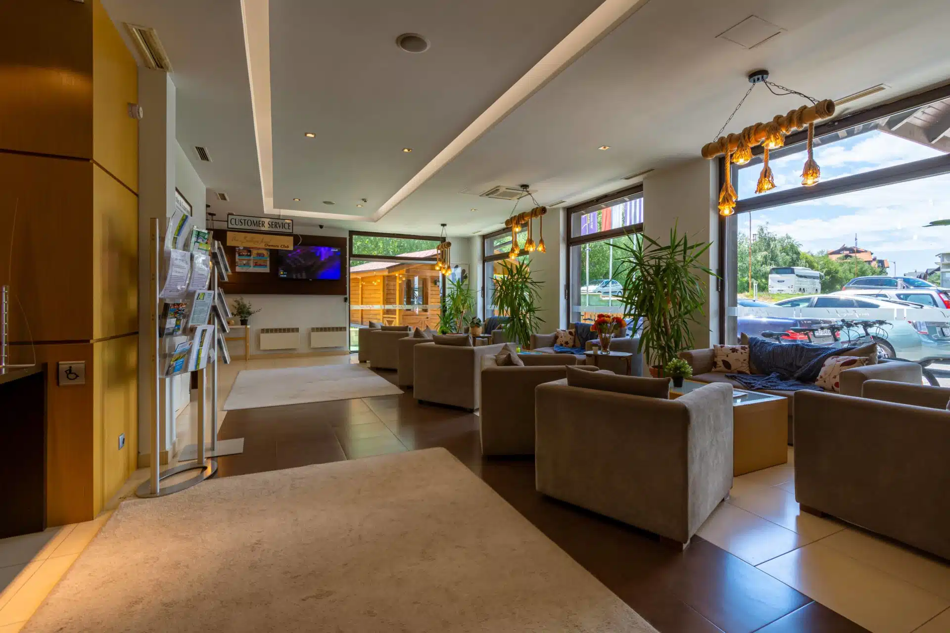 Hotel Balkan Jewel - Lobi.png