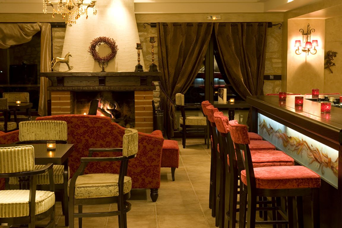 Alseides Boutique Hotel-Bar restoran.jpg