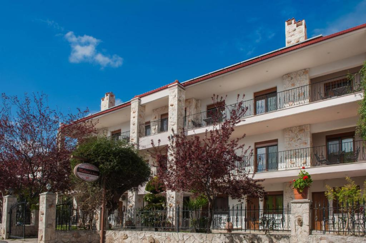Hotel Maltinas House izgled od spolja.jpg