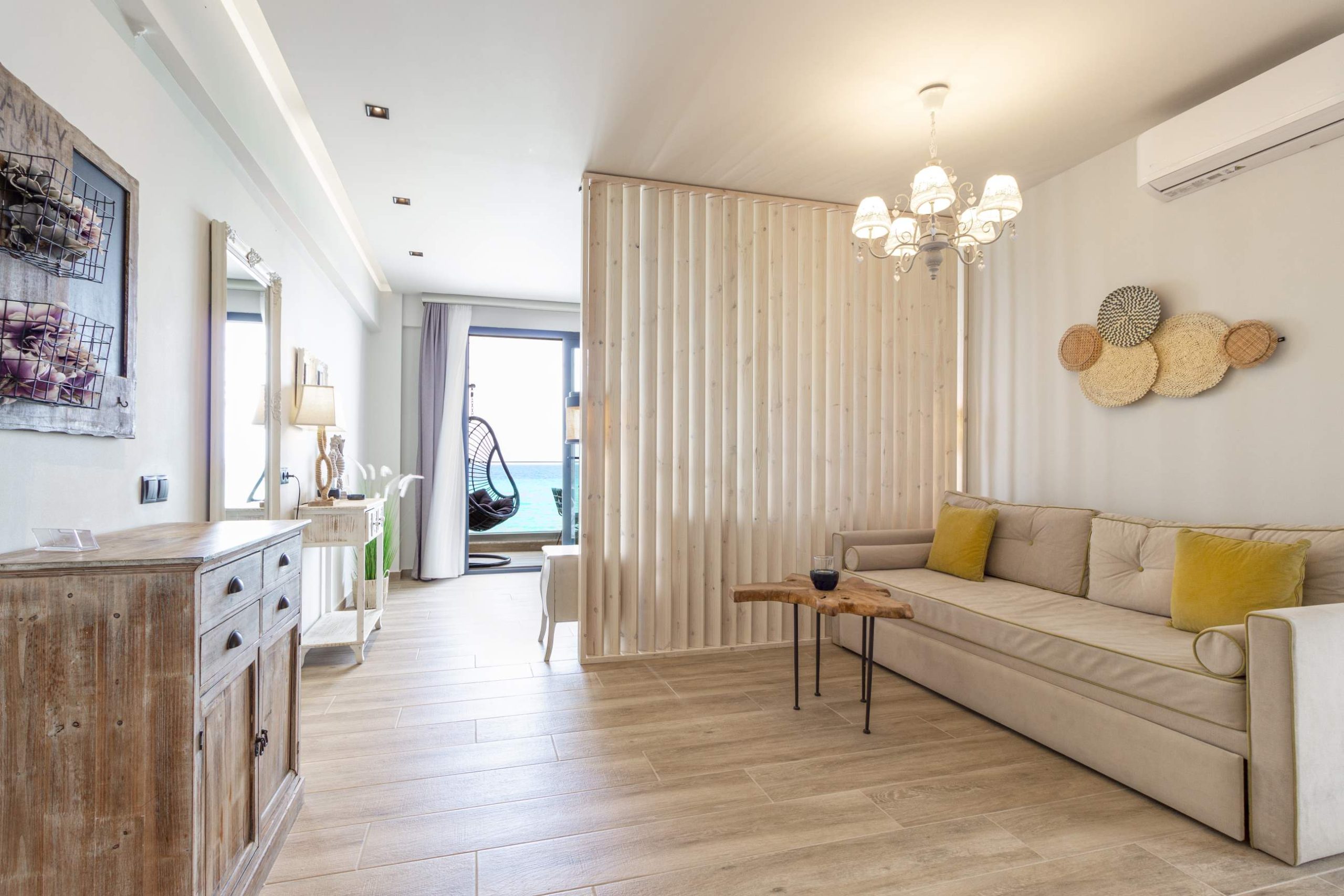 Alkionides Rooms apartman sa pogledom na more.jpg