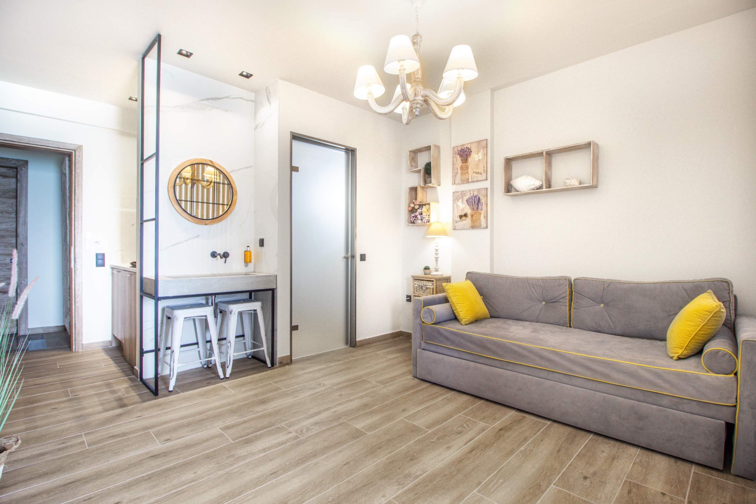 Alkionides Rooms izgled apartmana sa pogledom na more.jpg