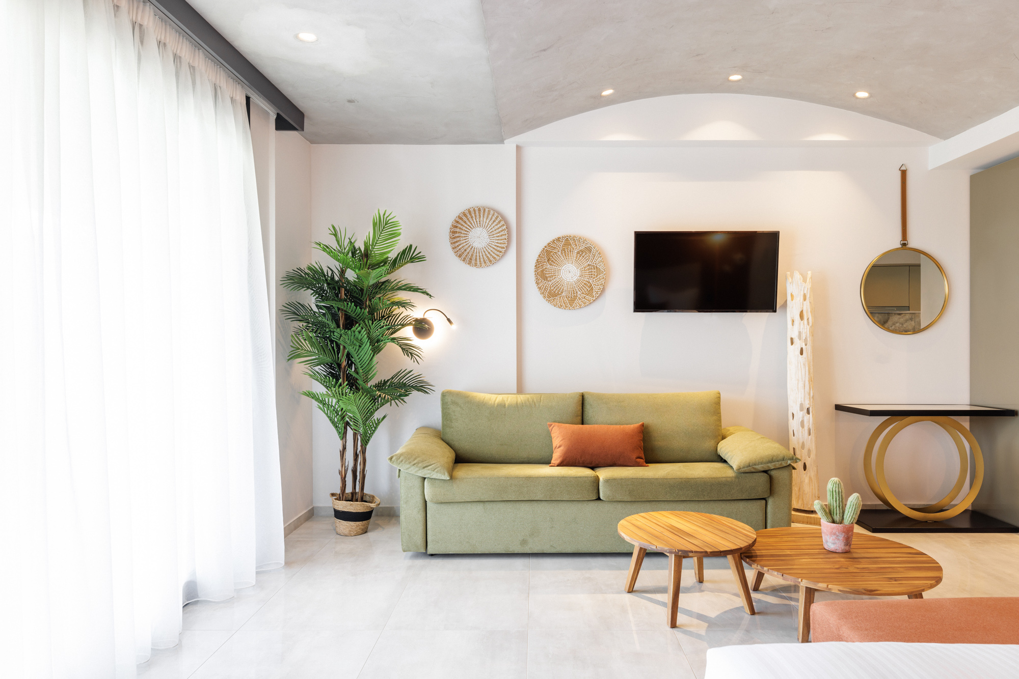 Cocooning Suites by Blue Carpet izgled superior apartmana sa baštom.jpg