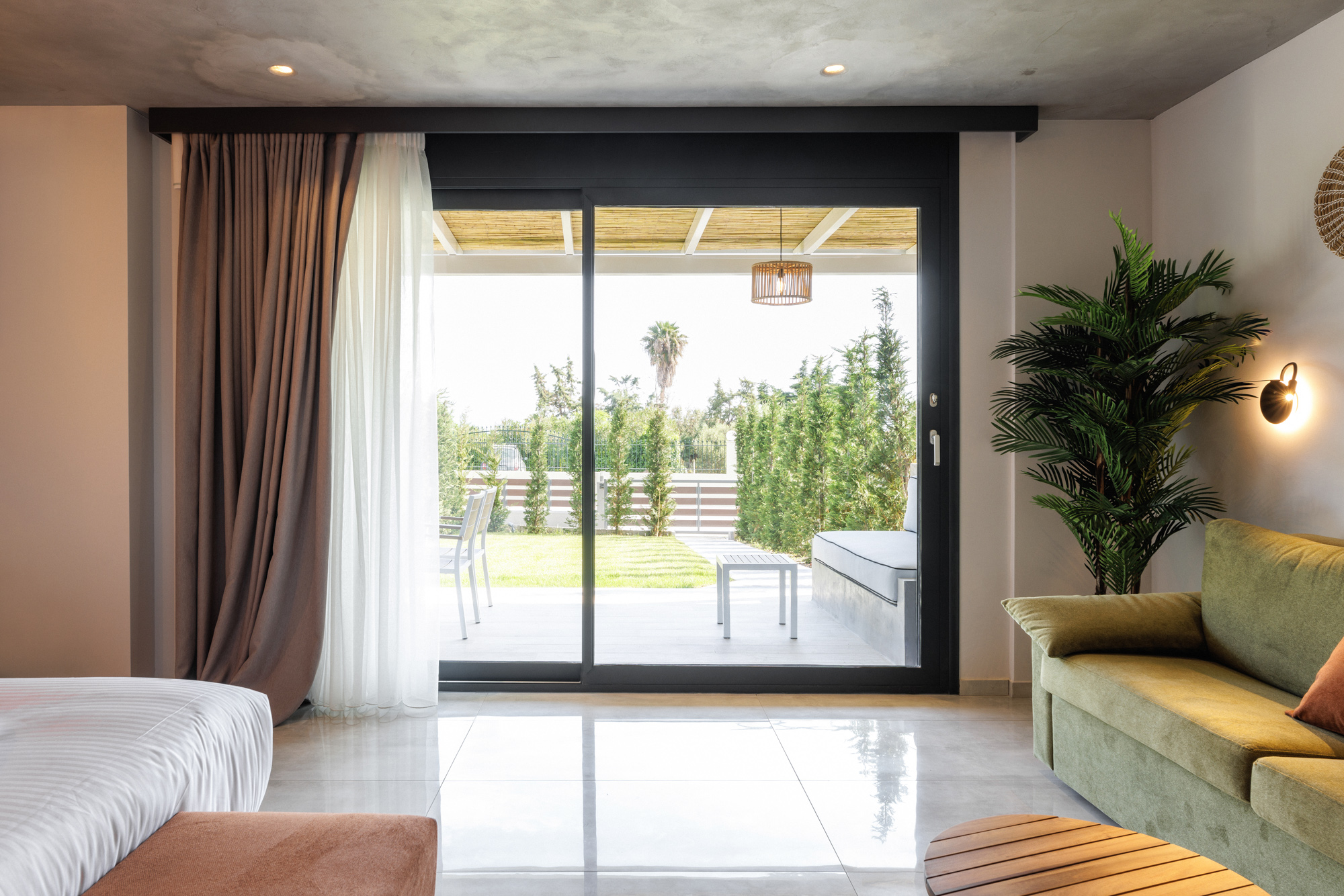 Hotel Cocooning Suites by Blue Carpet superior apartman sa baštom.jpg