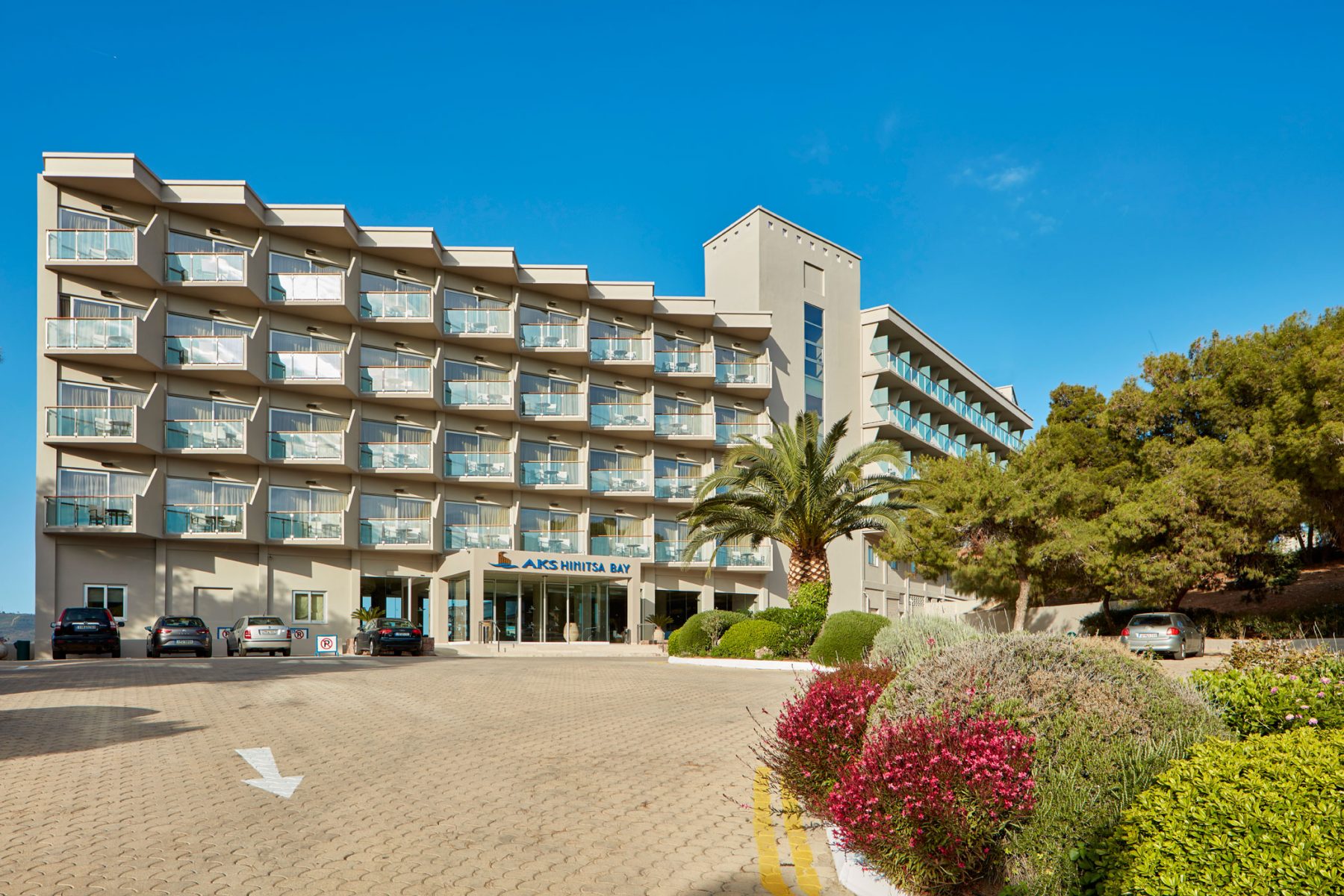 AKS Hinitsa Bay Hotel.jpg
