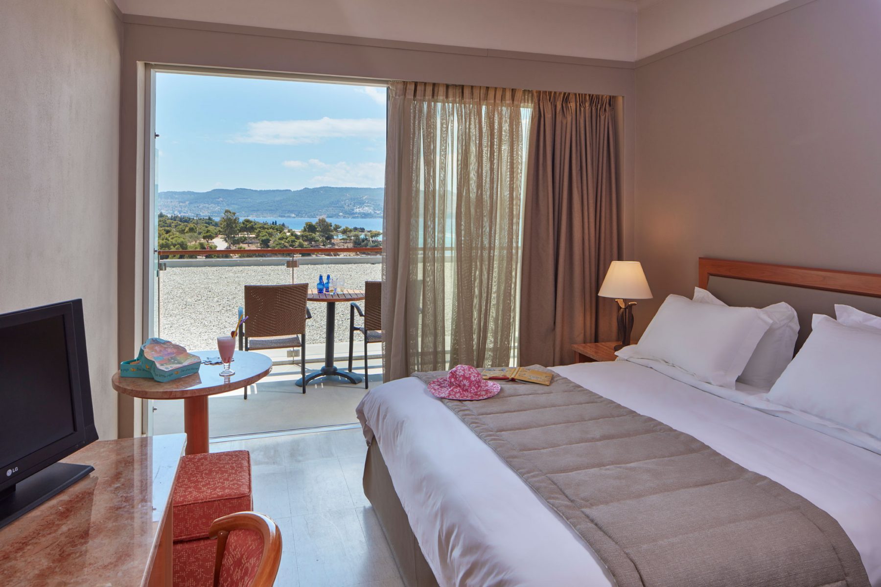 AKS Hinitsa Bay standard room sea view.jpg