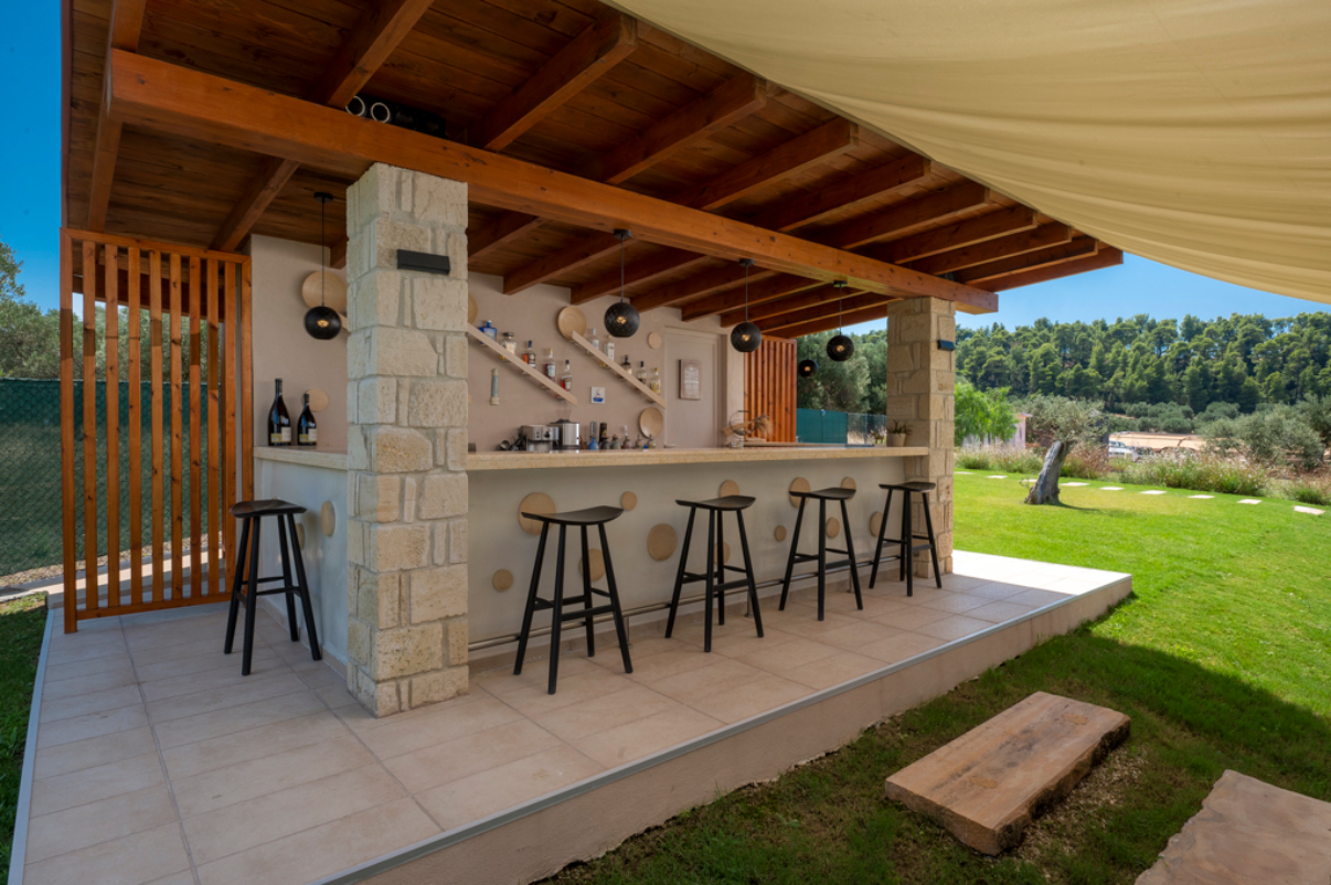 Mint Retreat Suites izgled bara.jpg