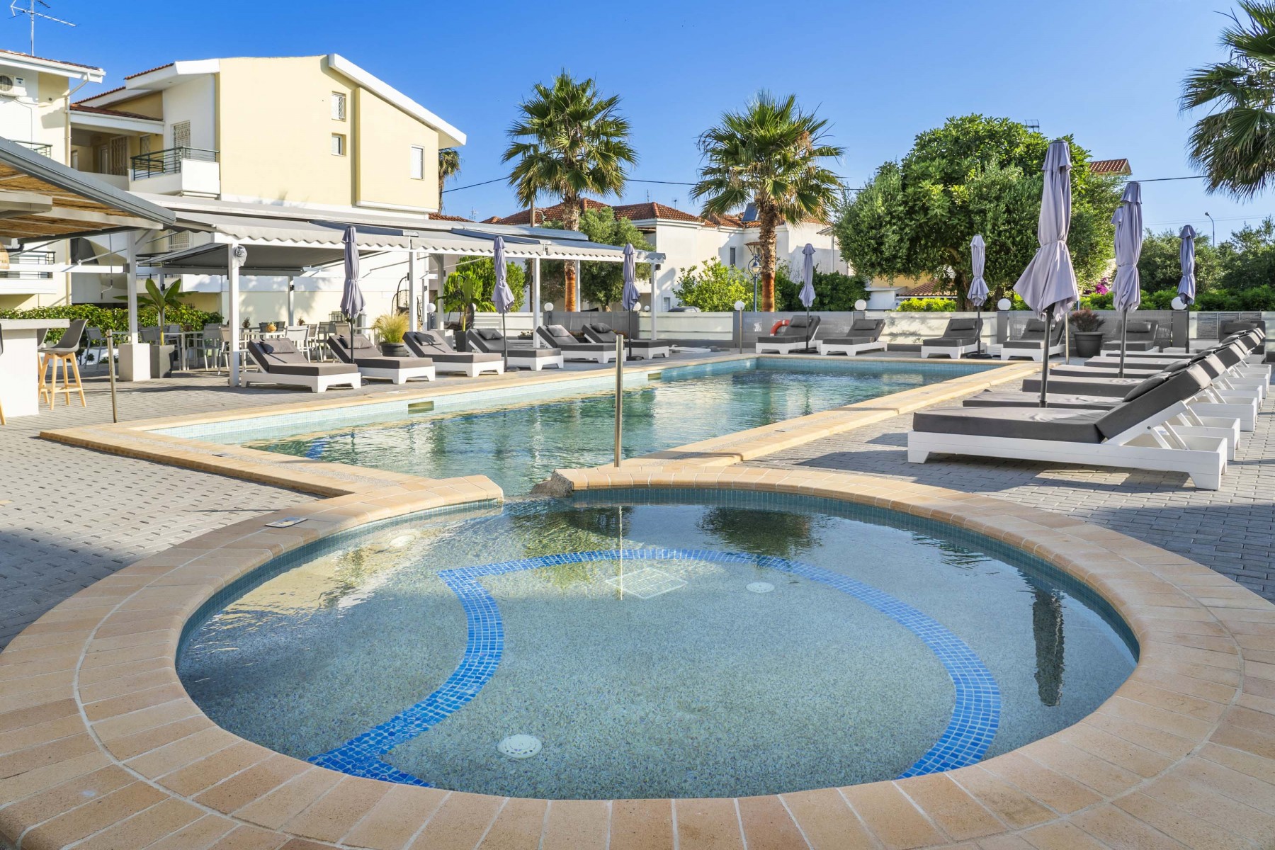Hotel Akritas izgled bazena.jpg