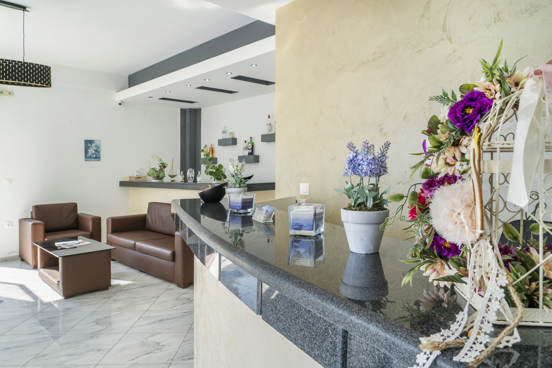 Hotel Akritas recepcija i lobi.jpg