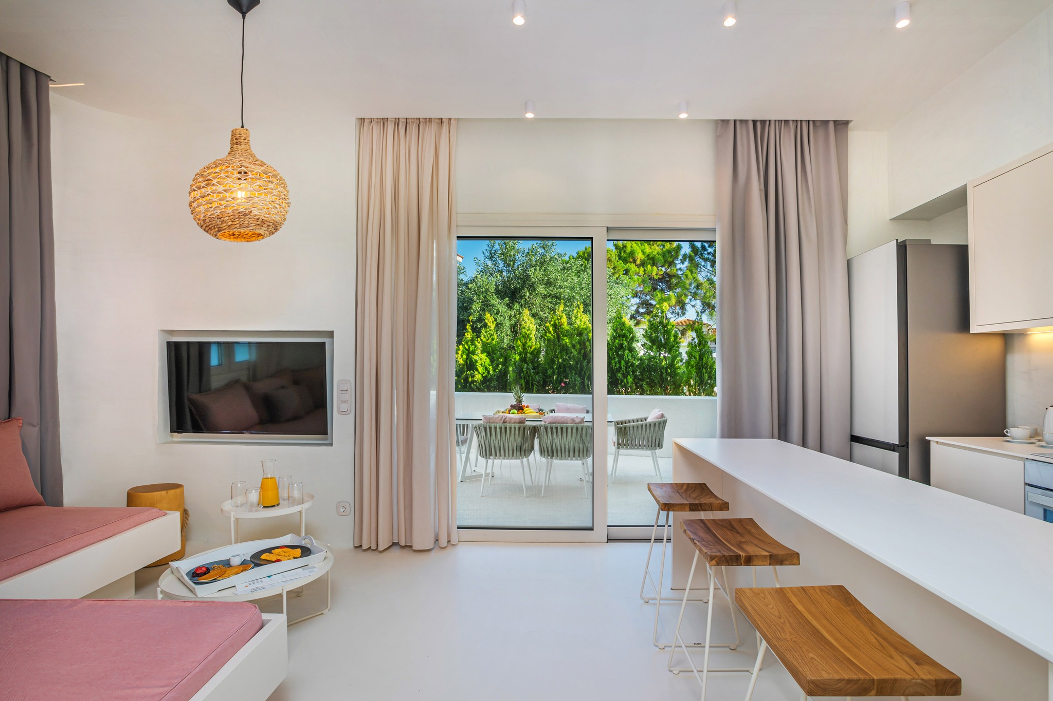 Cocoons Luxury Suites & Villas dnevni boravak vile.jpg