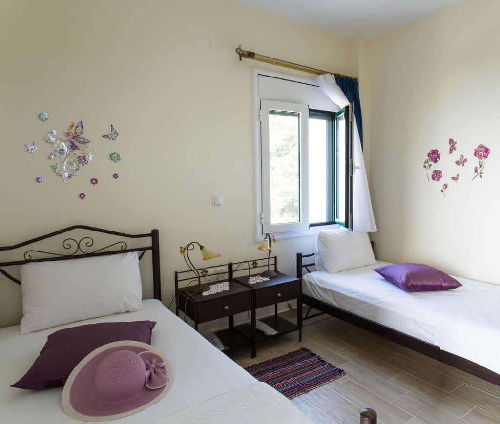 VIlla Vera Lefkada-Villa Nana druga spavaca soba.jpg