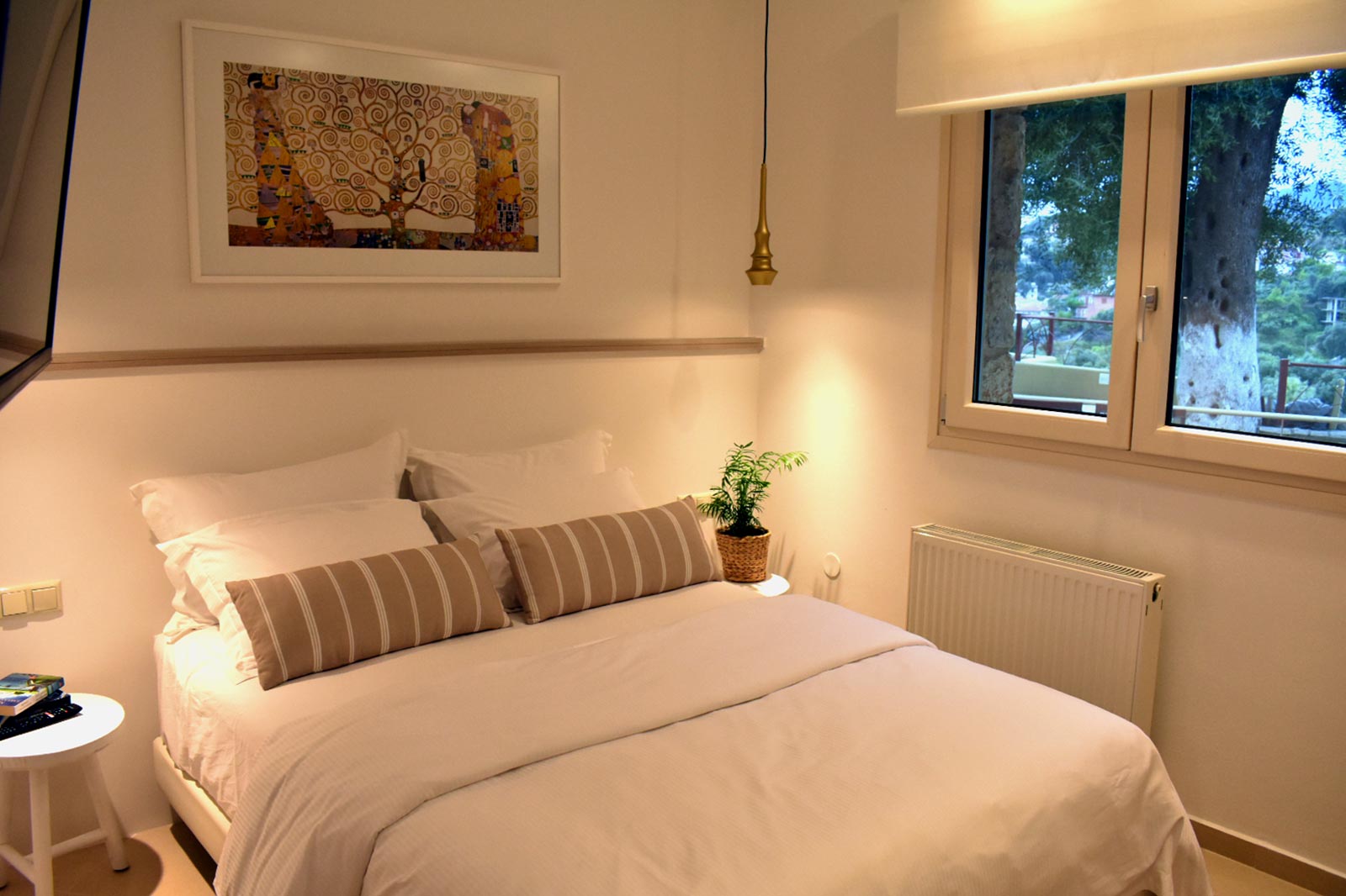 Gallery Suites Parga-Orama suite spavaca soba.jpg