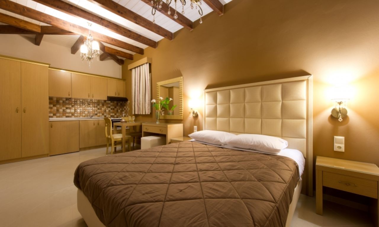 Ideal House Parga-Deluxe studio.jpg