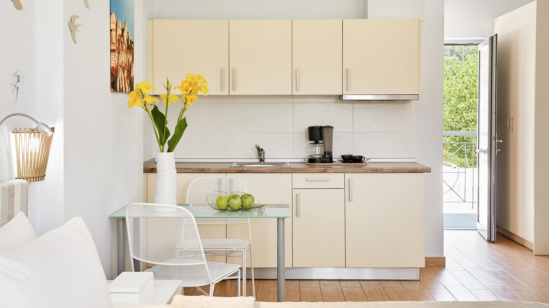 Sappho Hotel-Premium apartman kuhinja.jpg