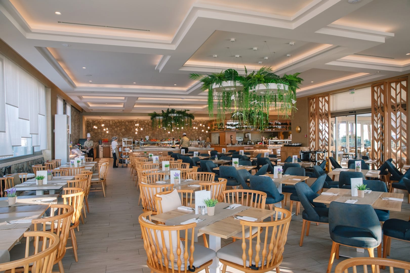 Hotel Almyros Beach Resort & Spa-Restoran.jpg
