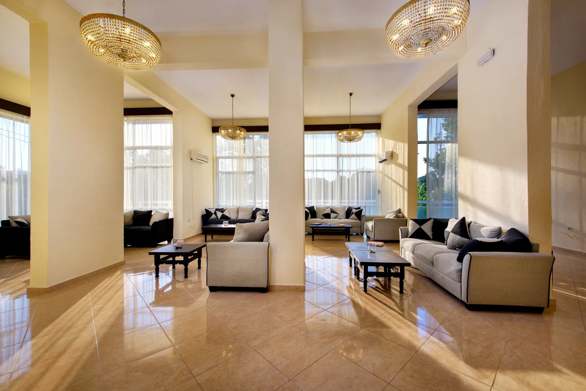 Amalia Corfu Hotel-Lobby.jpg