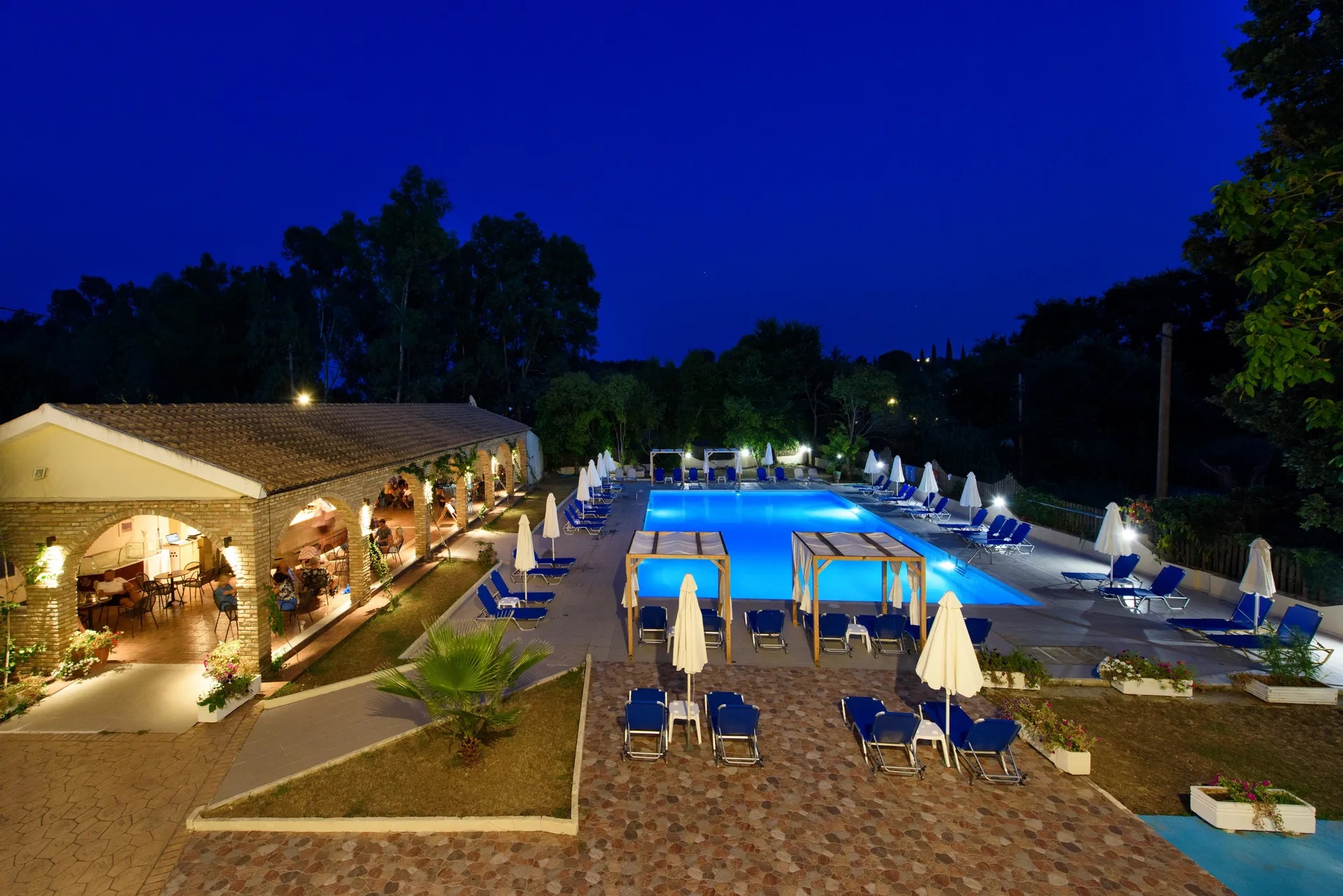 Amalia Corfu Hotel-Nocni izgled.jpg
