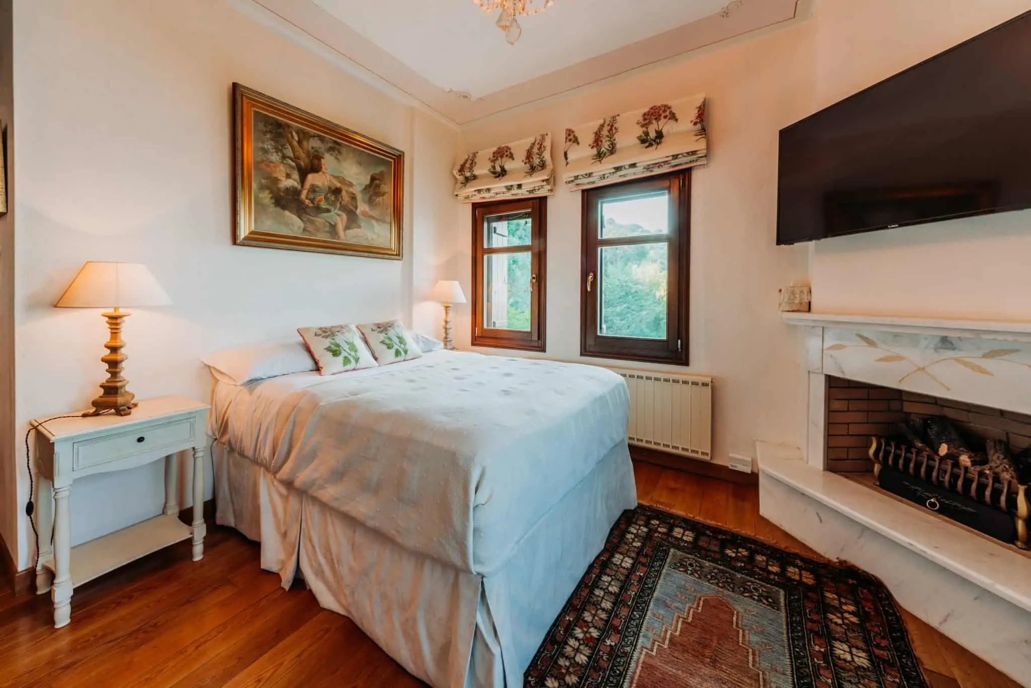 Elysian Luxury VIlla Pelion-Spavaca soba.jpg