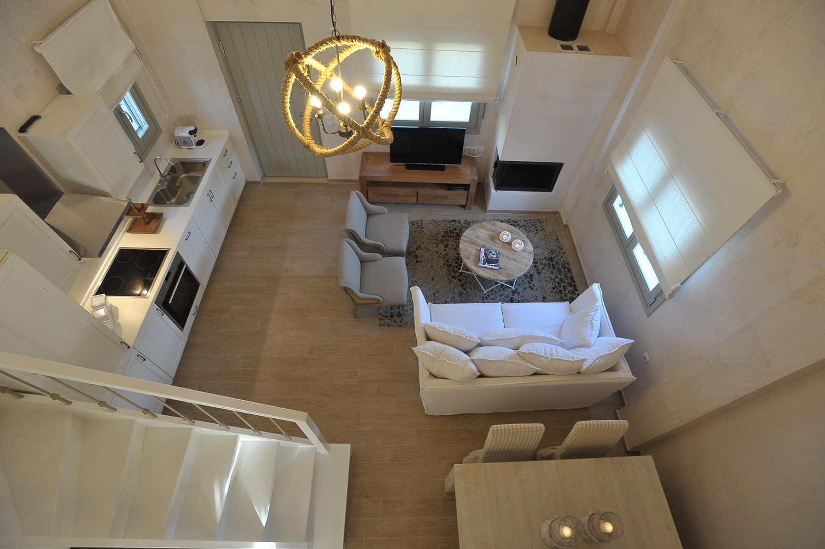 Chroma Pelion VIllas-White vila kuhinja.jpg