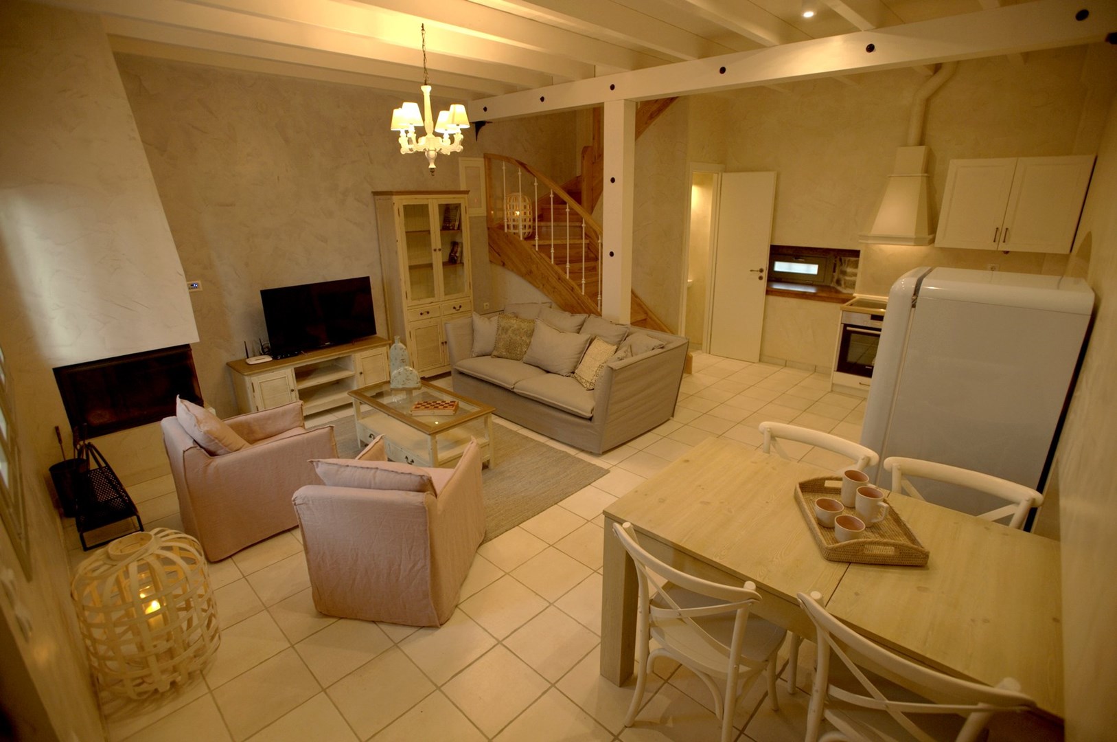 Chroma Pelion Villas-Pink vila.jpg