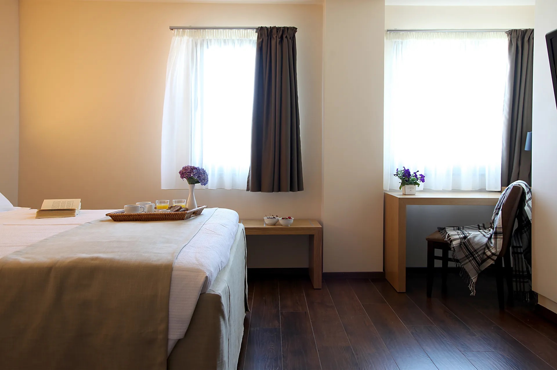 Hotel Theta-Honeymoon suite.jpg