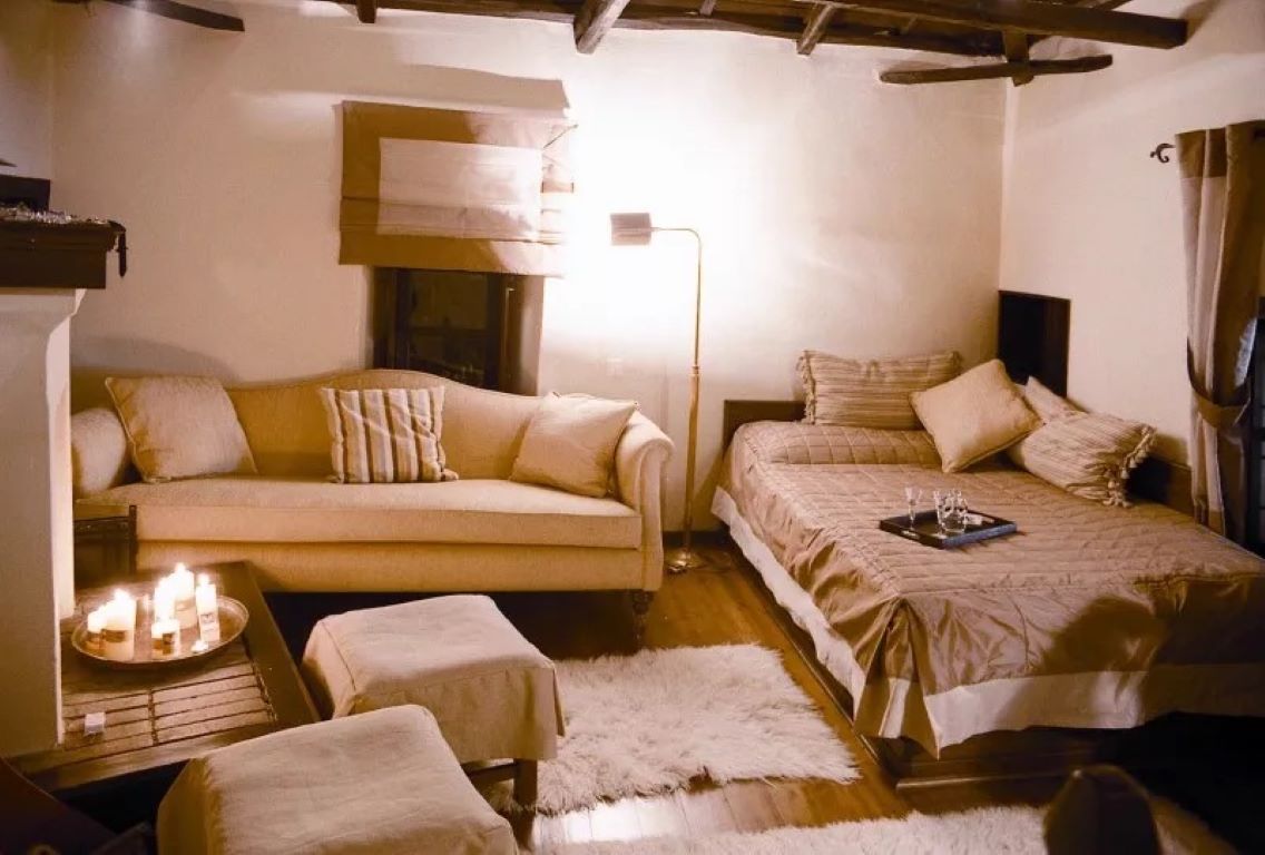 Santikos Mansion-Maisonette.jpg
