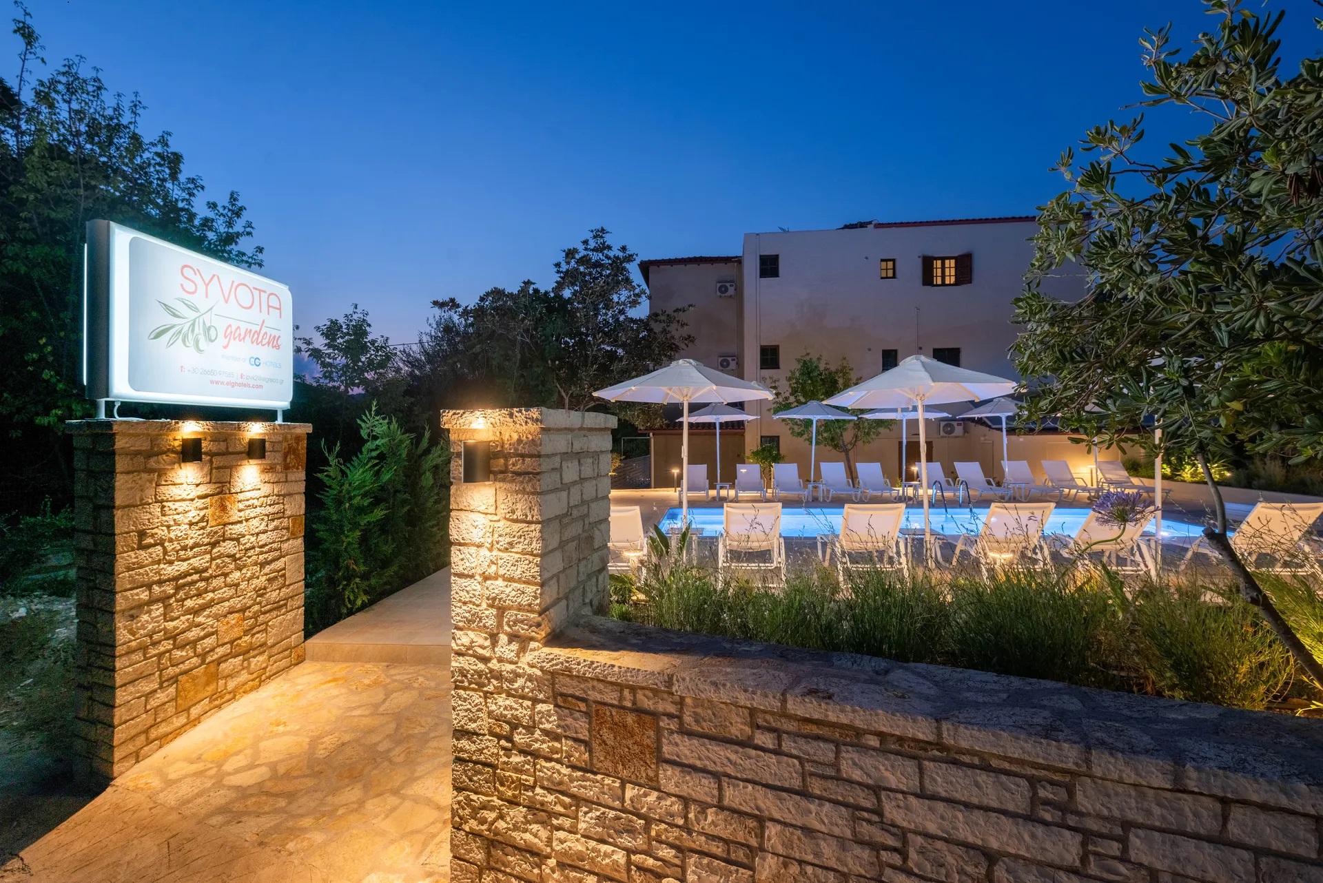 Syvota Gardens Hotel-Ulaz u hotel.jpg