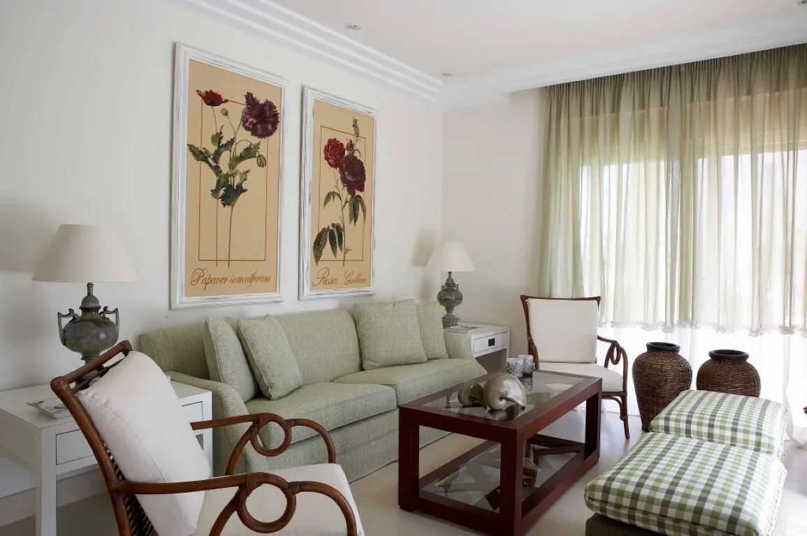 The Marble Resort-Emerald vila dnevna soba.jpg
