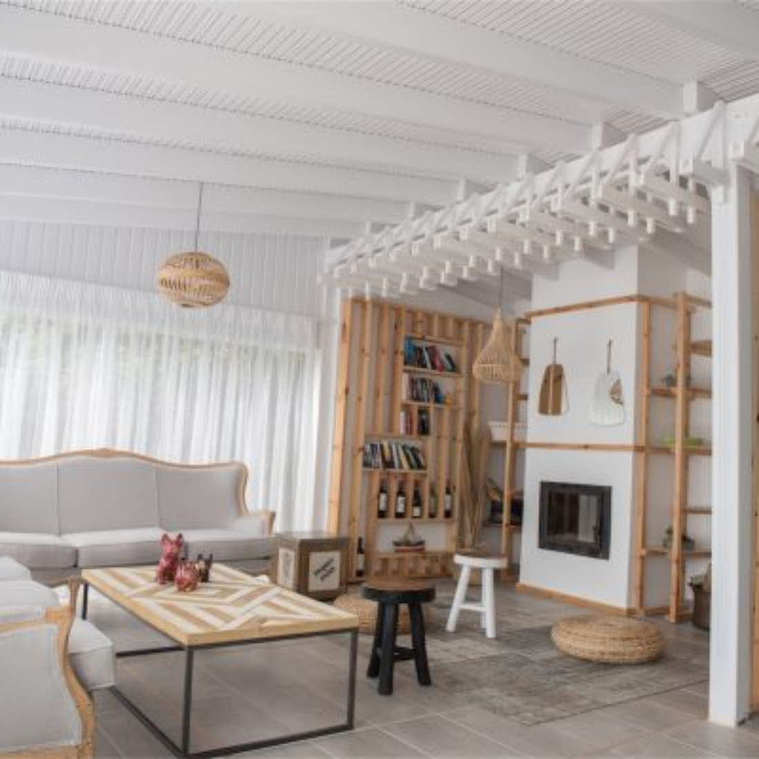White Suites Resort lobi.jpg