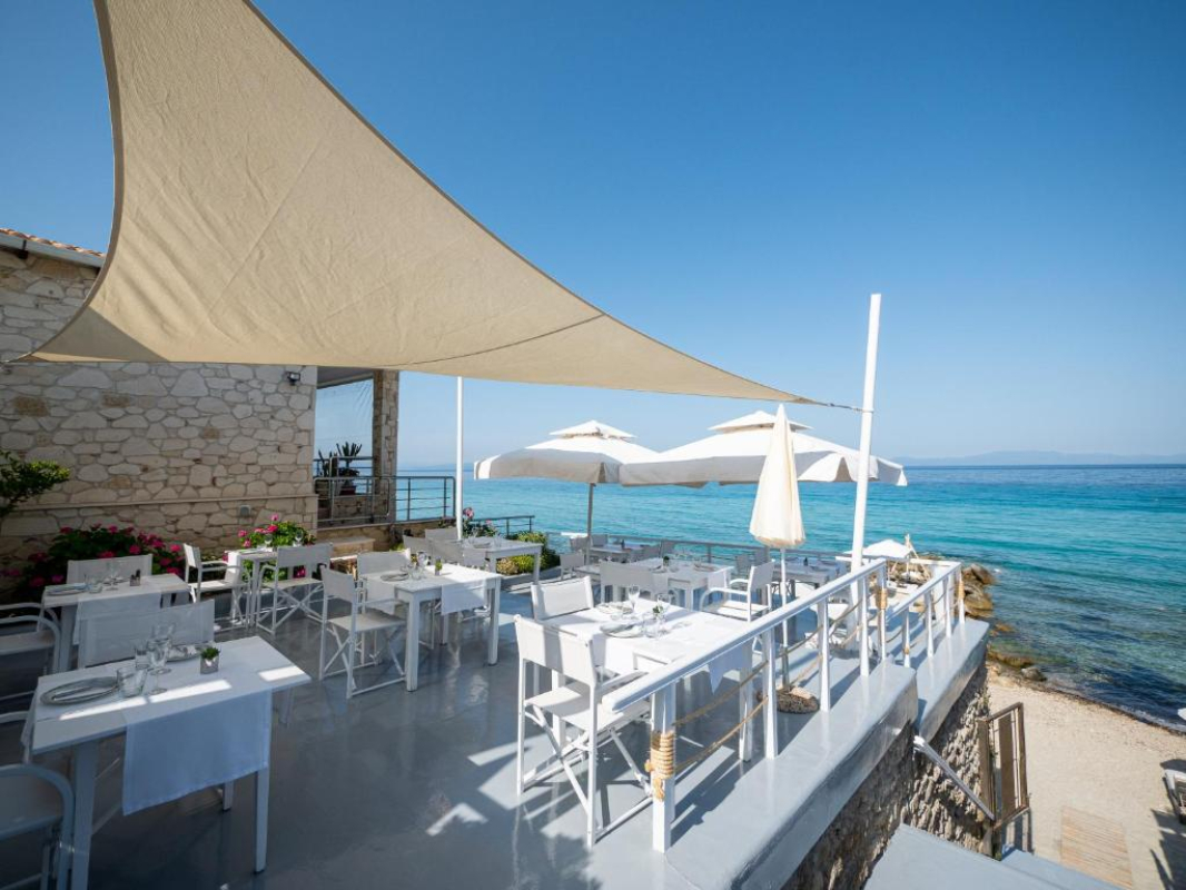 White Suites Resort restoran.jpg