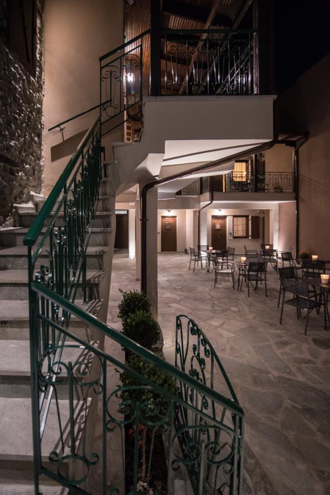 Hotel Mythic Valley izgled od spolja.jpg