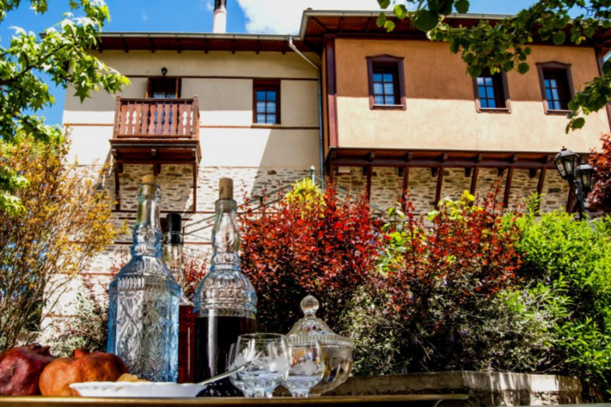 Hotel Viraggas Mansion glavna zgrada.jpg