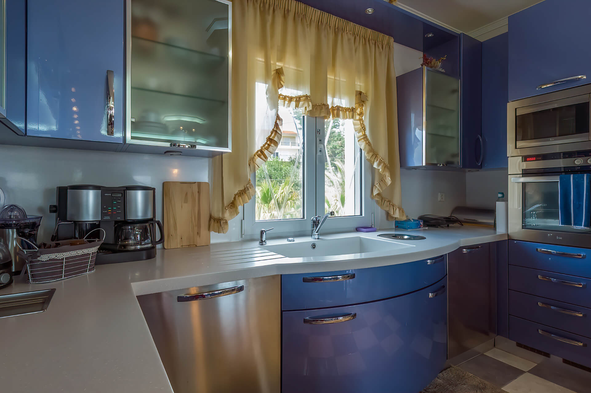 Villa Serenity Kymi-Kuhinja.jpg
