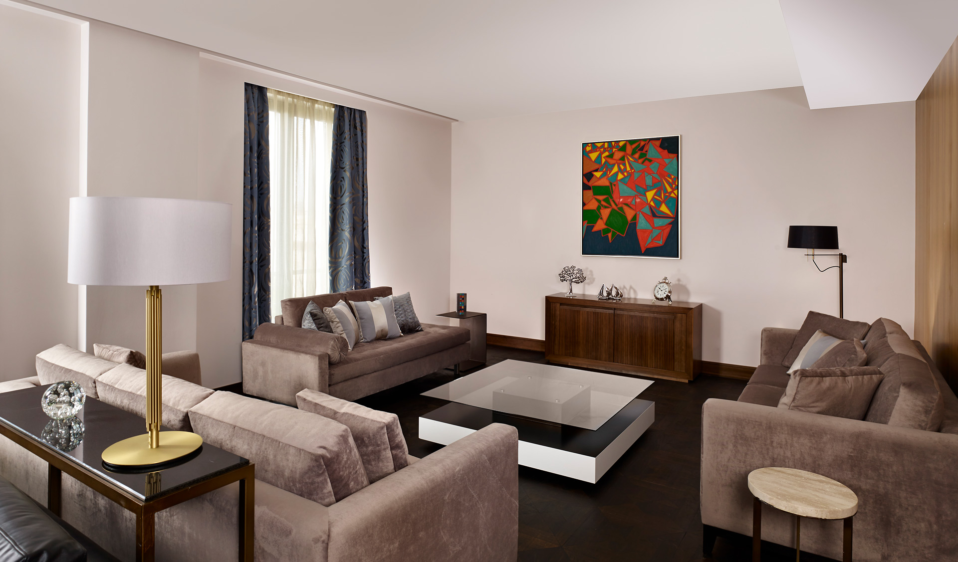 Metropol Palace Hotel Belgrade-Predsednicki suite.jpg