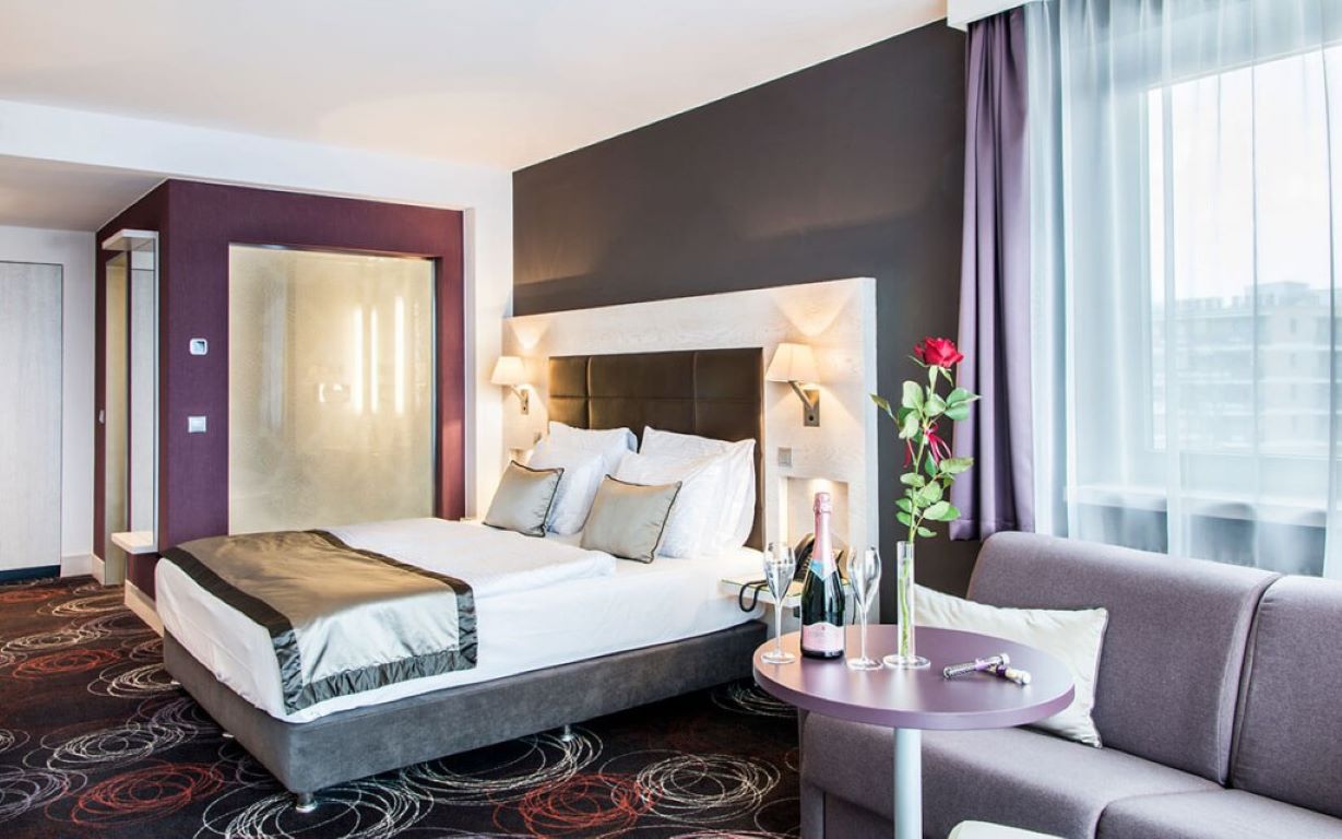 Aura Hotel Adults Only-Apartman.jpg