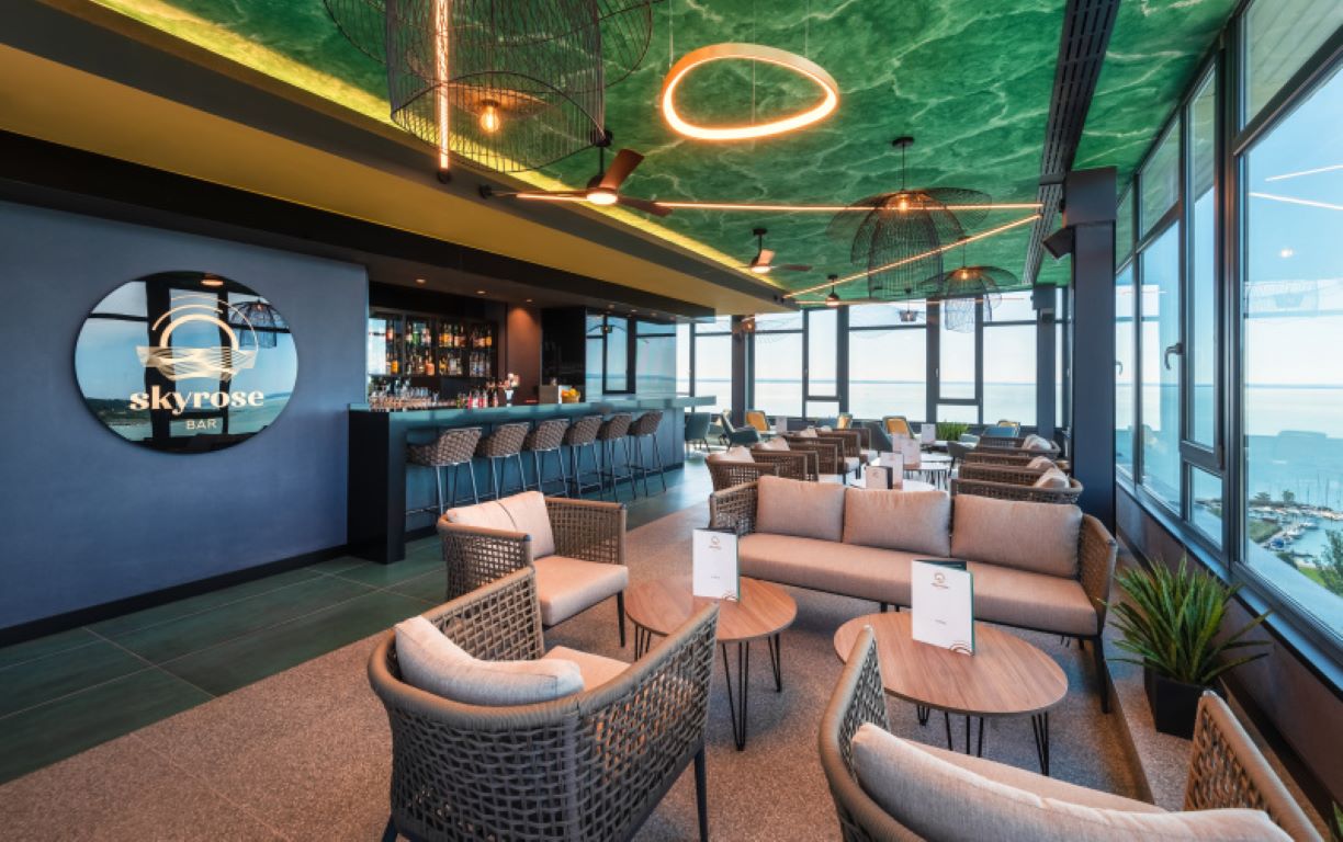 Hunguest Bal Resort Hotel-Bar.jpg